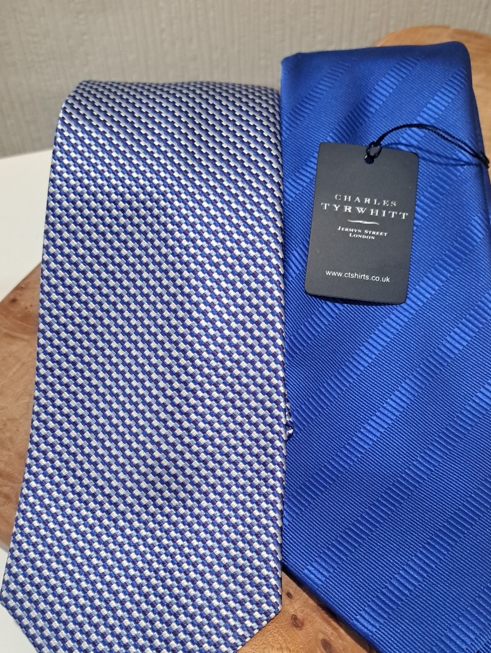 Charles Tyrwhitt Blue Patterned and Royal Blue Silk Tie Set
